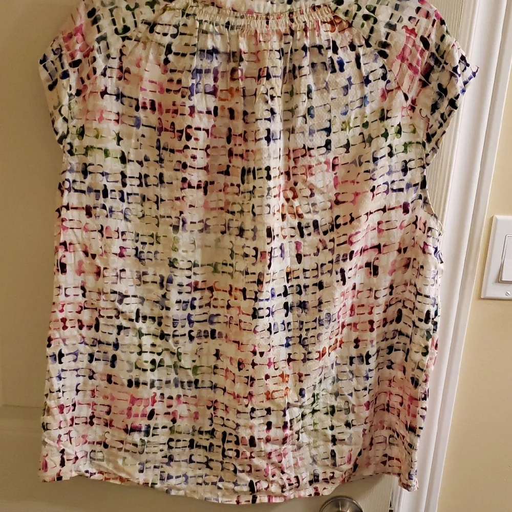 Multicolor Patterned Blouse - Picture 6 of 7